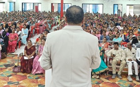 दहा लाख विद्यार्थ्यांच्या आयुष्याची दोरी तुमच्या हाती - जिल्हाधिकारी दिलीप स्वामी