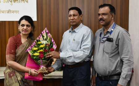 अल्पसंख्यांक आयुक्तांशी माहिती आयोगाच्या कामकाजाबाबत चर्चा