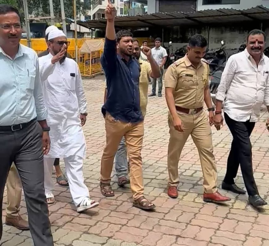 बोगस जन्मप्रमाणपत्र प्रकरण चिघळले, एमआयएमचा सोमय्यांना विरोध, कार्यकर्त्यांना अटक...
