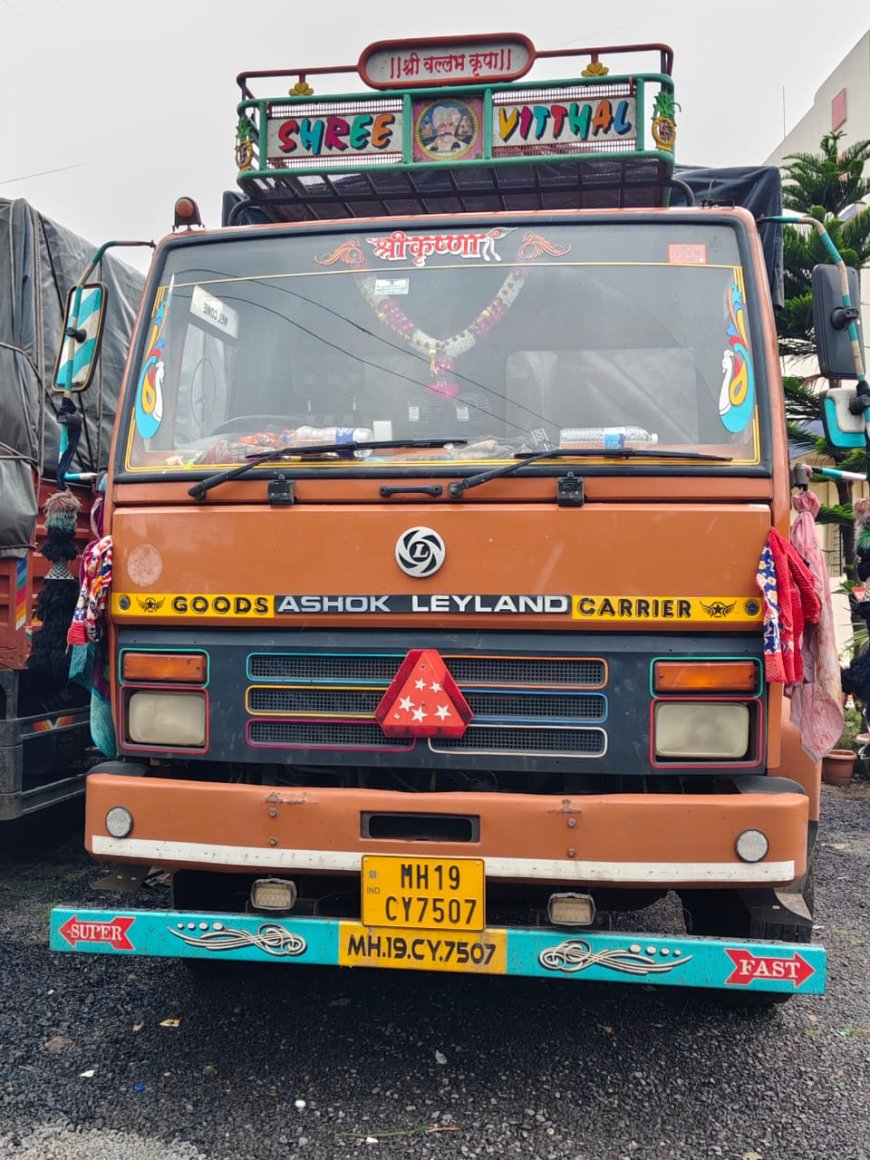 दौलताबादेत गुन्हे शाखेने पकडला 32 लाखांचा गुटखा...!