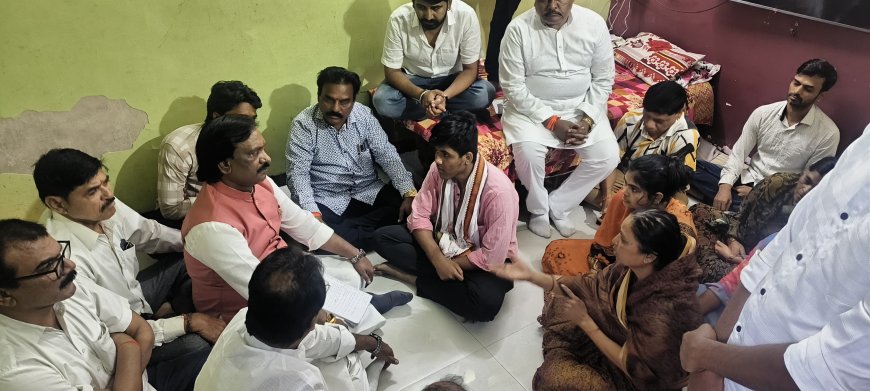 विरोधीपक्षनेते अंबादास दानवे यांनी घेतली पाडसवान कुटुंबाची भेट...