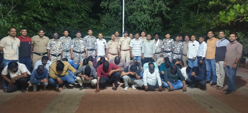 माजी नगरसेवकाच्या हाॅटेलवर जुगार अड्ड्यावर छापा, 24 जणांना घेतले ताब्यात...