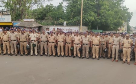 गणेशोत्सव व ईद-मिलादुन्नबीच्या पार्श्वभूमीवर पोलिसांचे शहरात पथसंचलन...