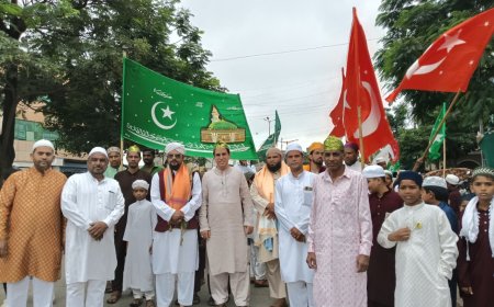 अन्नदान, रक्तदान करत उत्साहात ईद मिलादुन्नबी साजरी...