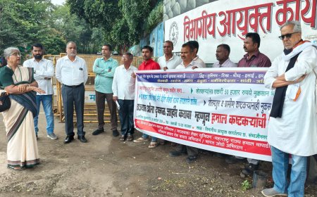 अतिवृष्टीग्रस्त शेतकऱ्यांना नुकसानभरपाईच्या मागणीसाठी हमाल व कष्टक-यांनी केली निदर्शने...