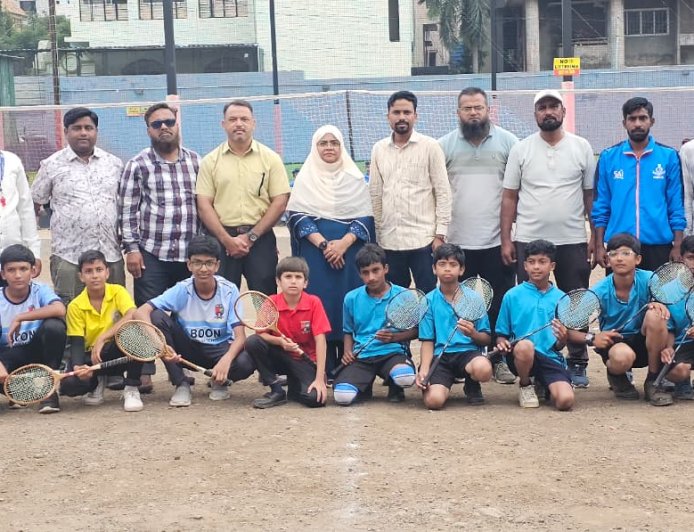 विभागीय बाॅल बॅडमिंटन क्रीडा स्पर्धेसाठी मनपा किराडपुरा शाळा पात्र