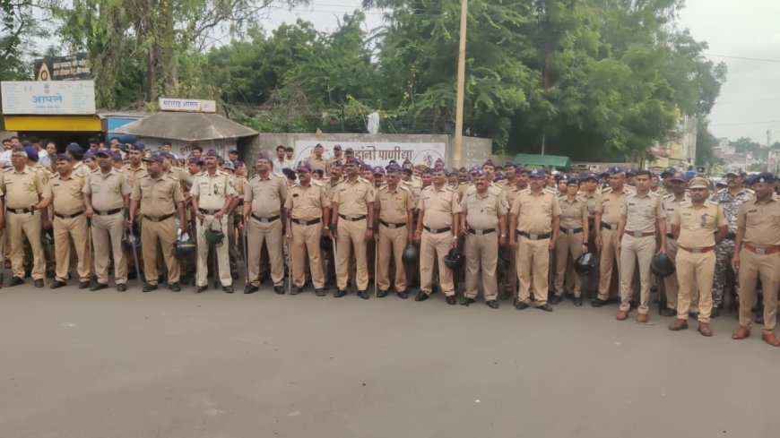 गणेशोत्सव व ईद-मिलादुन्नबीच्या पार्श्वभूमीवर पोलिसांचे शहरात पथसंचलन...