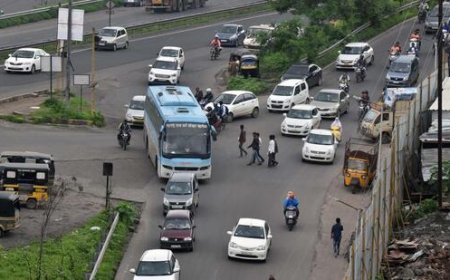 हर्सुल जेल-जटवाडा रोड चौकात वाहतूक सिग्नल बसवण्याची मागणी....