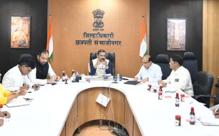 माॅल आणि बाजारपेठेत बचत गटांनी तयार केलेल्या वास्तूचे विक्री स्टाॅल उभारावेत - जिल्हाधिकारी दिलीप स्वामी