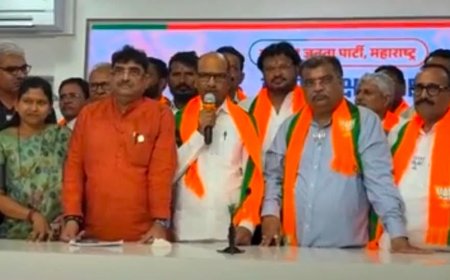 राजकारणाची सुरुवात काँग्रेसमध्ये करणारे एम.के.देशमुख भाजपाच्या गळाला...