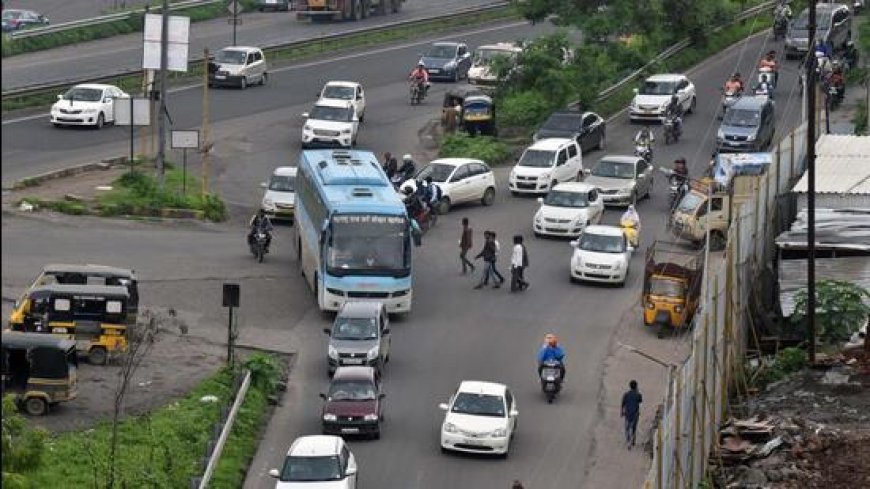 हर्सुल जेल-जटवाडा रोड चौकात वाहतूक सिग्नल बसवण्याची मागणी....