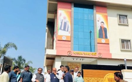 मुख्यमंत्री देवेंद्र फडणवीस शहराच्या दौऱ्यावर, भाजपा कार्यालयाच्या इमारतीचे करणार उद्घाटन...