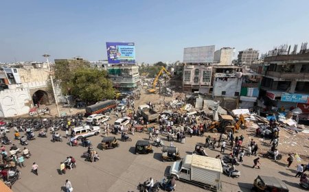 शहरात पुन्हा पैठण गेट येथून अतिक्रमण हटविण्याची कारवाई सुरू, 118 दुकाने निष्कासित...