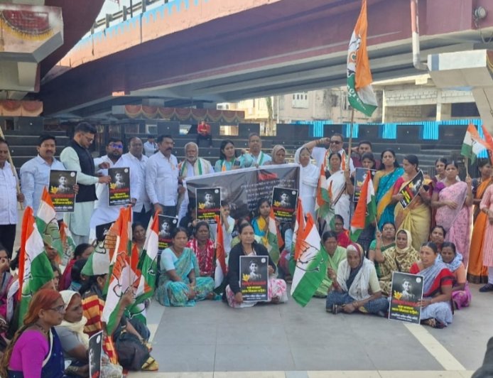 मालेगाव घटनेतील नराधमाला फाशीची शिक्षा देण्याची महीला काँग्रेसची मागणी...