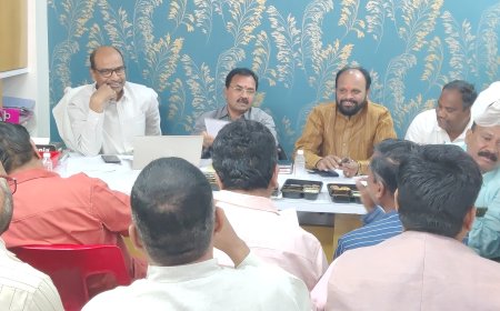 5 डिसेंबरला महाराष्ट्रातील सर्व शाळा बंद...? शिक्षक व शिक्षकेतर संघटना समन्वय समीतीचा भव्य मोर्चा...