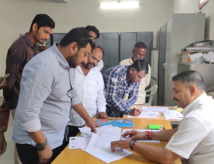 महापालिका निवडणूक, प्रभाग 6 मधून मसरुर खान यांचा मतदार यादीवर आक्षेप...