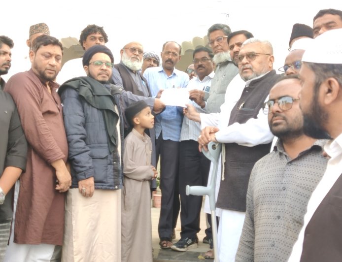 बाबरी मशीद पाडणा-या दोषींवर कायदेशीर कारवाई करण्याची मागणी...