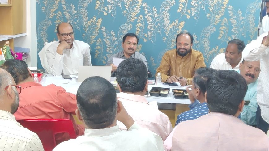 5 डिसेंबरला महाराष्ट्रातील सर्व शाळा बंद...? शिक्षक व शिक्षकेतर संघटना समन्वय समीतीचा भव्य मोर्चा...