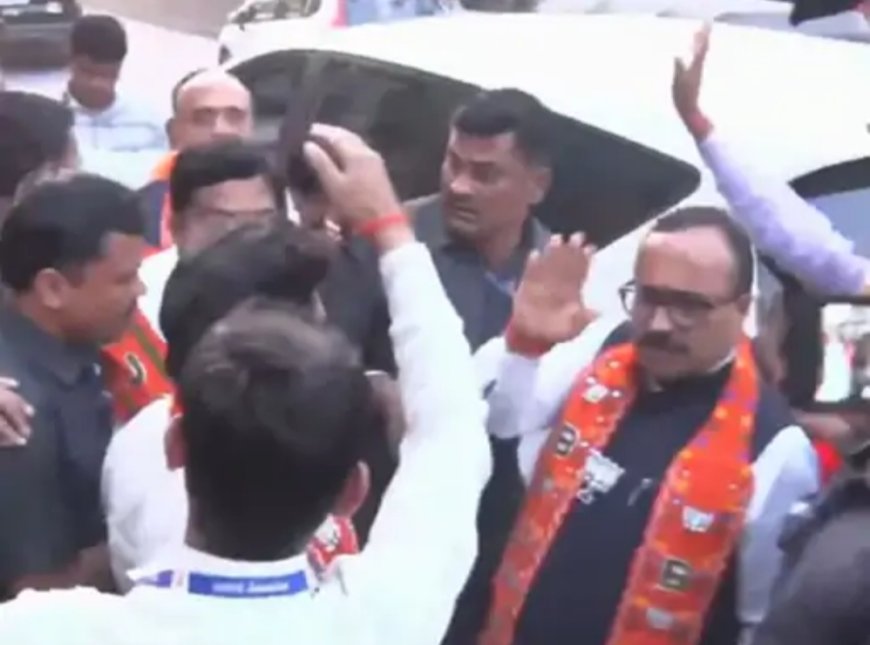 जिल्हा परिषद निवडणुकीत युतीची घोषणा, कार्यकर्त्यांचा विरोध, सावेंच्या गाडीचा घेराव , अब्दुल सत्तार यांचा वेगळा निर्णय...