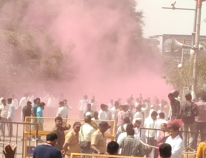 जिल्हा परिषदेत महायुतीचा डंका, काँग्रेस, राष्ट्रवादी शरदचंद्र पवार पक्षाला महापालिकेसारखी एकच जागा, उबाठाला 9 जागा...