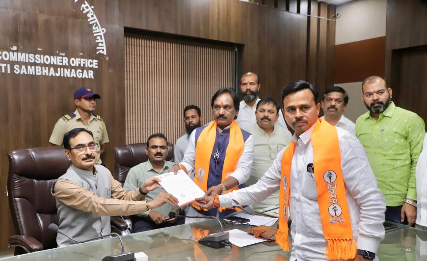 उबाठाच्या गटनेतेपदी एकमताने गणेश लोखंडे यांची निवड...