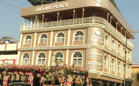 नवीन लूक मध्ये शालिमार फॅमिली रेस्टॉरंट मध्ये खवय्यांची गर्दी...