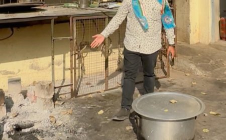 अभियांत्रिकीच्या विद्यार्थ्यांसाठी चुलीवर स्वयंपाक, एनएसयुआय अक्रामक...