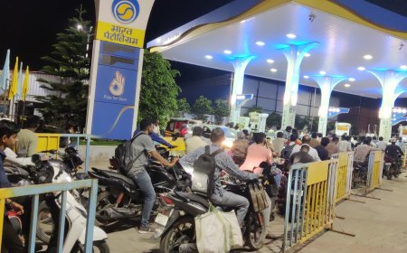 पेट्रोल पंपावरील रांगांनी कोरोना काळात लागलेल्या लाॅकडाऊनच्या आठवणी ताज्या केल्या, पुन्हा लाॅकडाऊन लागणार का...?