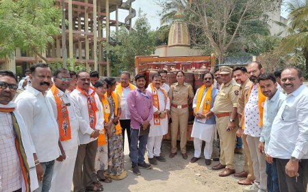 गॅस टंचाई व काळाबाजार विरोधात शिवसेनेचे तीव्र आंदोलन...