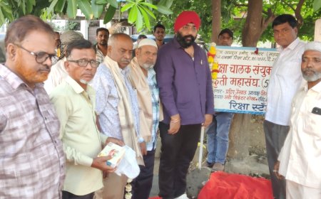 नगरसेवक नविनसिंग ओबेरॉय यांच्या हस्ते रिक्षा स्टँडचे उद्घाटन...