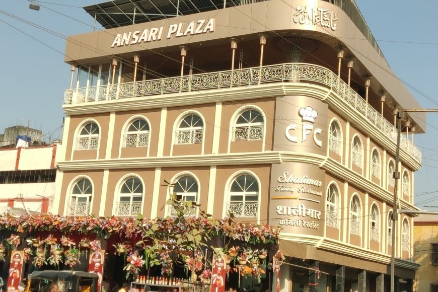 नवीन लूक मध्ये शालिमार फॅमिली रेस्टॉरंट मध्ये खवय्यांची गर्दी...