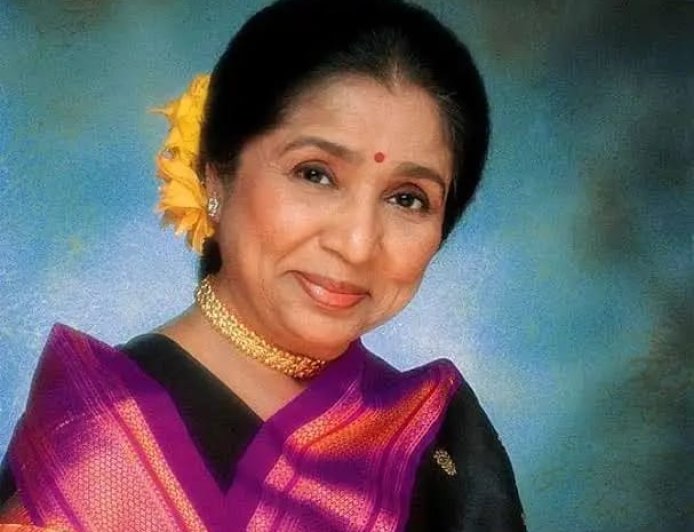 जेष्ठ गायिका आशा भोसले यांचे निधन, मुख्यमंत्री देवेंद्र फडणवीस यांची भावपूर्ण श्रद्धांजली...