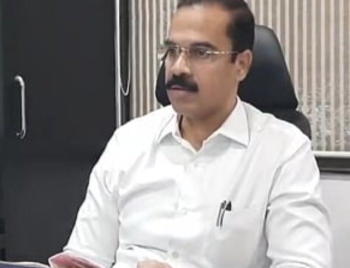 देवेंद्र कटके यांची धाराशीवला बदली...!