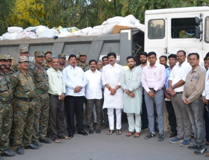 शहरात महापालिकेची प्लास्टिक विरोधात धडक कारवाई, 4 हजार किलो प्लास्टिक जप्त...