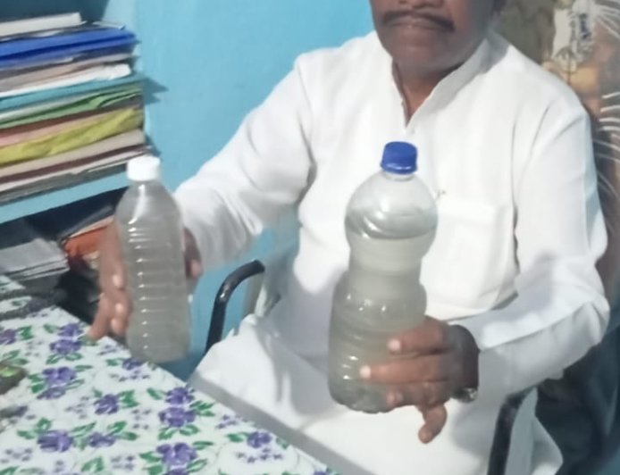 आंबेडकर नगर परिसरात नळाला दुर्गंधीयुक्त पाणी, नगरसेवकांनी लक्ष देण्याची गरज...!