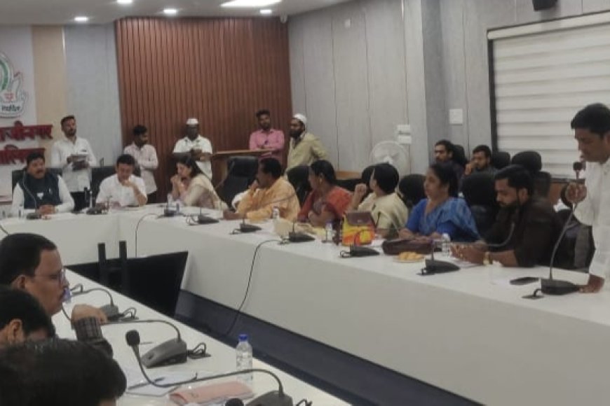 आठवडी बाजार बंद करण्यास सत्ताधारी व विरोधी पक्षाच्या नगरसेवकांचाही विरोध...