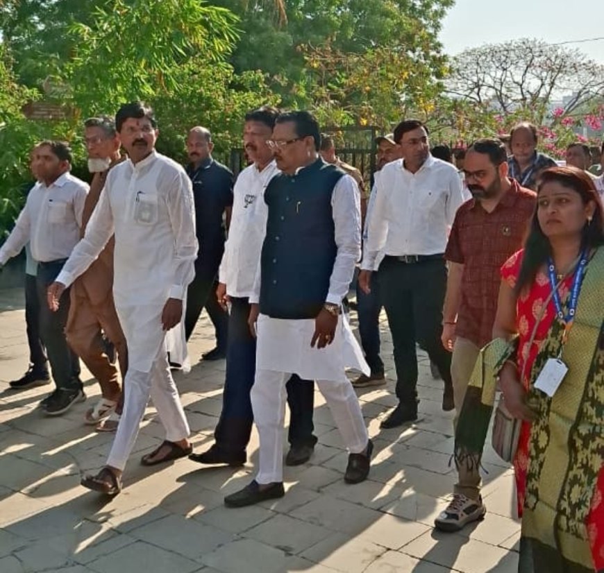 भारतरत्न डॉ बाबासाहेब आंबेडकर यांच्या जयंतीनिमित्त हेरिटेज वाॅकने स्मृतींना उजाळा...