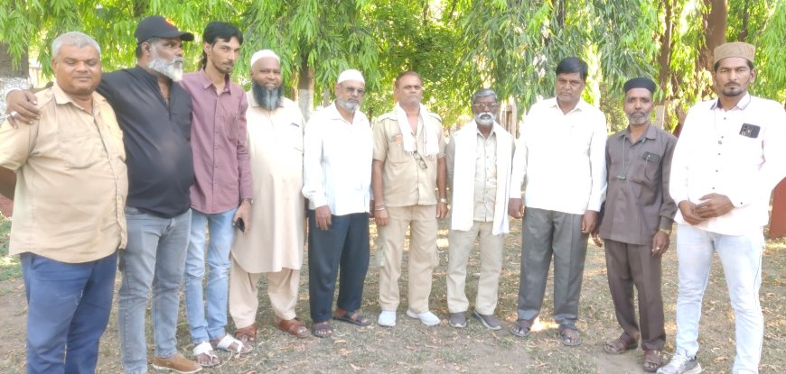 महापालिका पे एण्ड पार्कींग सुरू करत आहे मग स्मार्ट रिक्षा स्टँड का नाही...?