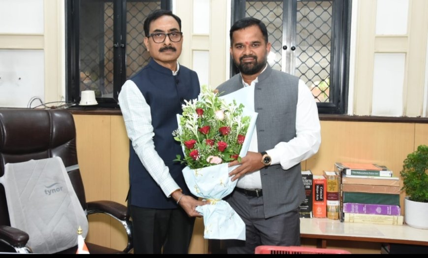 नूतन विभागीय आयुक्त जी.श्रीकांत यांनी पदभार स्वीकारला...