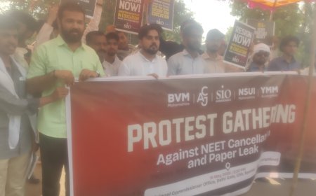 नीट परीक्षेत पेपर लिक प्रकरणाच्या निषेधार्थ केले आंदोलन...!