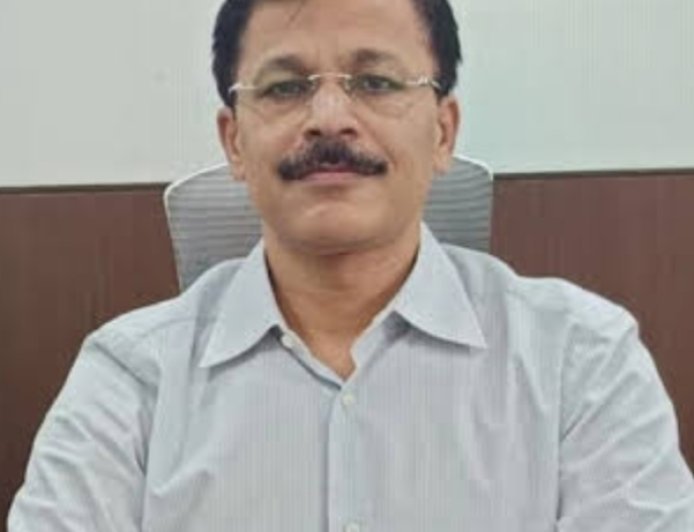 आयुक्त तुकाराम मुंढें एक्शन मोड मध्ये, गुटखा माफियांना दनका, एका दिवसात 33 जण अटक...!