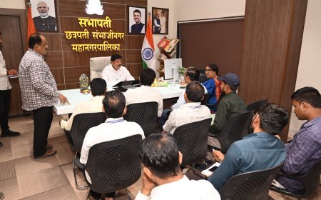 शहरातील रस्त्यांवरील पोल शिफ्टींग व नालेसफाईची कामे तातडीने पूर्ण करा - अनिल मकरिये