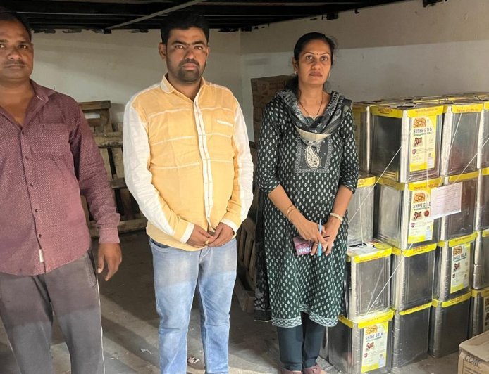 खाद्यतेलावर चुकीच्या लेबलिंगचा संशय, अरुल ट्रेड वर्ड वर एफडिएची मोठी कारवाई...!