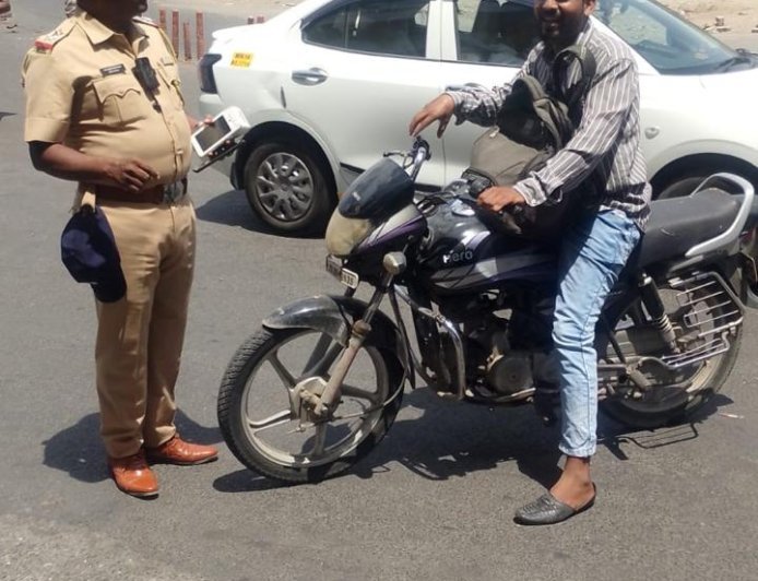 बेशिस्त वाहनचालकांवर कार्यवाई, 6 लाख 64 हजार रुपये दंड वसूल...