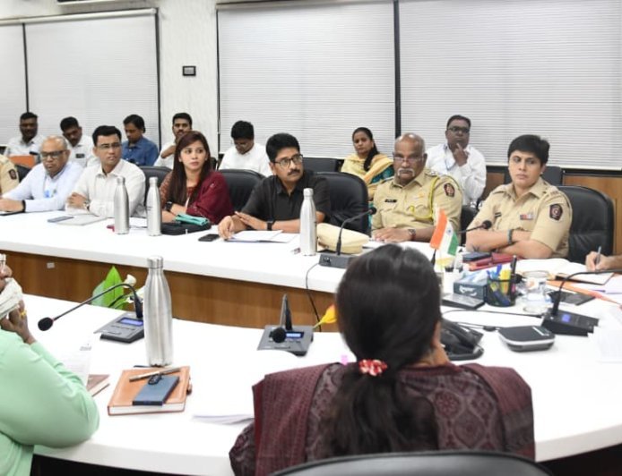 नीट परीक्षा सुरळीत पाडण्यासाठी प्रशासन सज्ज - जिल्हाधिकारी विनय गौडा जी.सी.