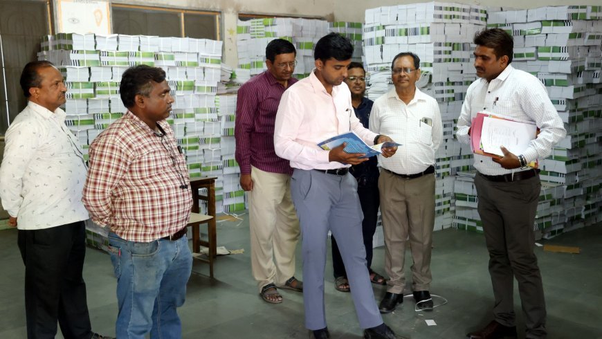 शाळेच्या पहिल्याच दिवशी 1.40 विद्यार्थ्यांच्या हाती पाठ्यपुस्तके, नियोजन पूर्णत्वाकडे...