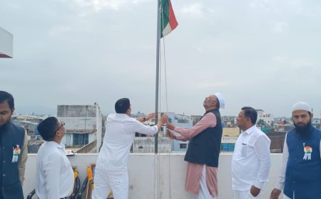 एकता एज्युकेशन, कल्चरल सोसायटीच्या सर्व शाळांमध्ये स्वातंत्र्य दिन उत्साहात साजरा...