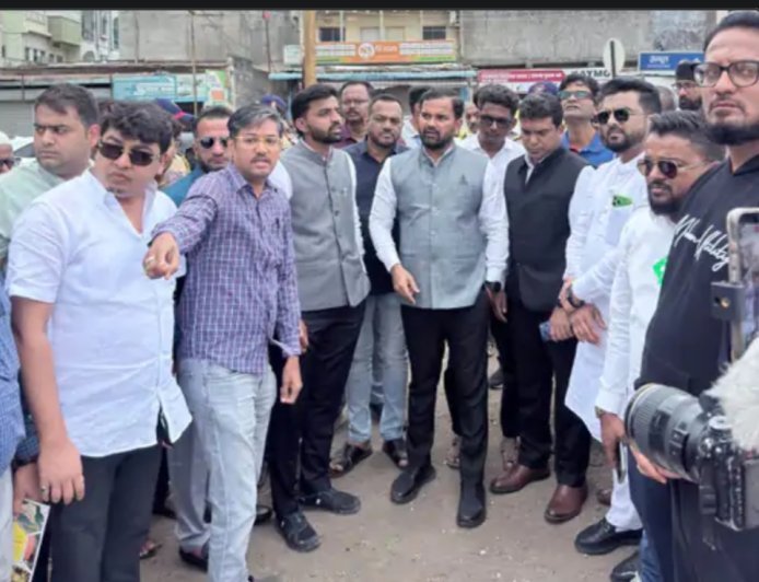 रोशन गेट येथील गिरणी मैदानाचे भाग्य उजळले, सोमवारपासून सपाटीकरणाचे काम सुरू होणार...