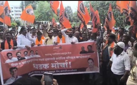 बेकायदेशीर रॅपिडो बाईक टॅक्सी विरोधात मनसे अक्रामक, आरटीओ कार्यालयावर काढला धडक मोर्चा...!