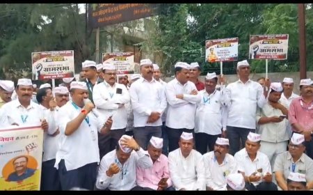 ग्रामपंचायत अधिकाऱ्यांच्या सुरक्षेच्या मागणीसाठी काढला मुकमोर्चा...!